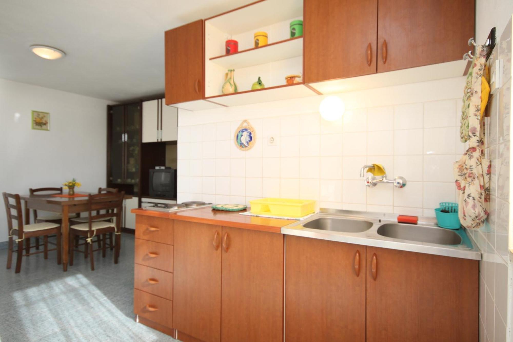 Apartments By The Sea Marusici, Omis - 8632 Mimice Quarto foto